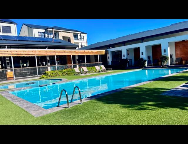 1 BEDROOM APARTMENT FOR SALE IN RICHWOOD